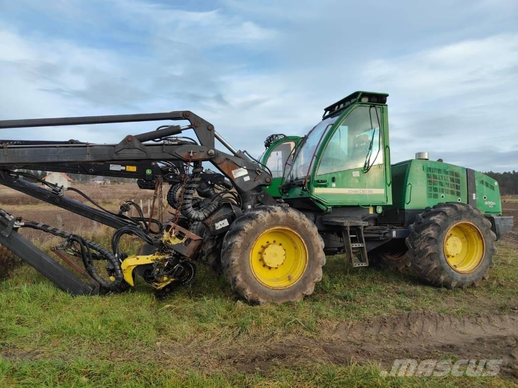 John Deere 970 D Harvesterit