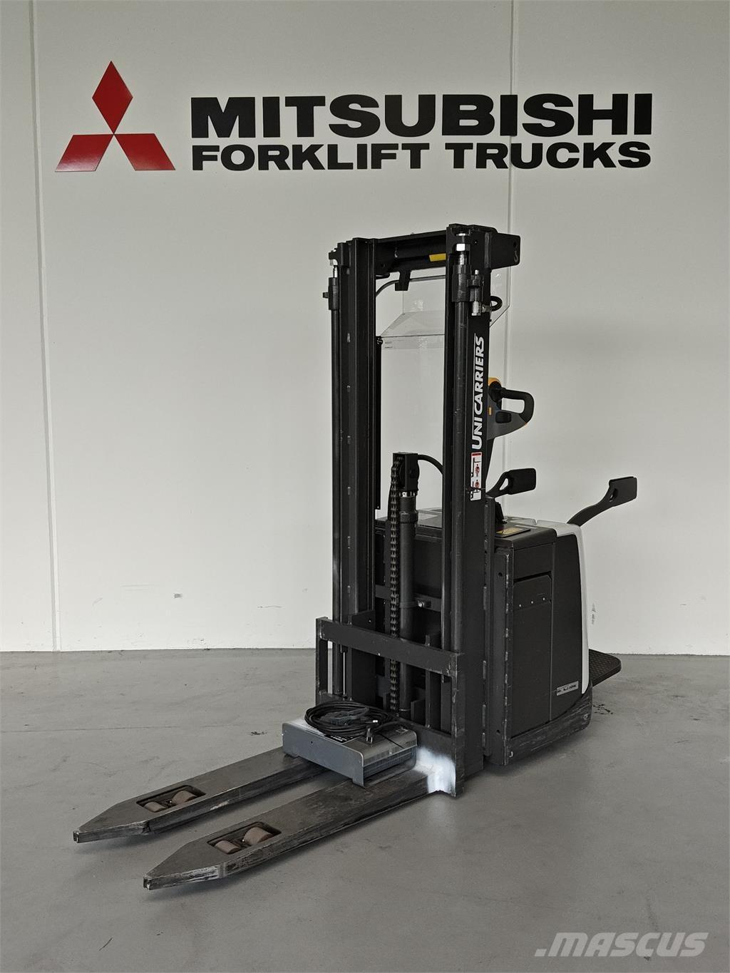 Atlet PSP160 Ajettavat pinoamisvaunut