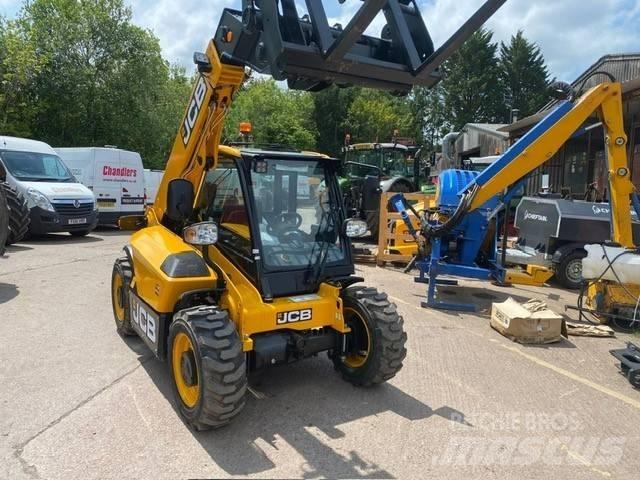 JCB 514-40 Maatalouskurottajat