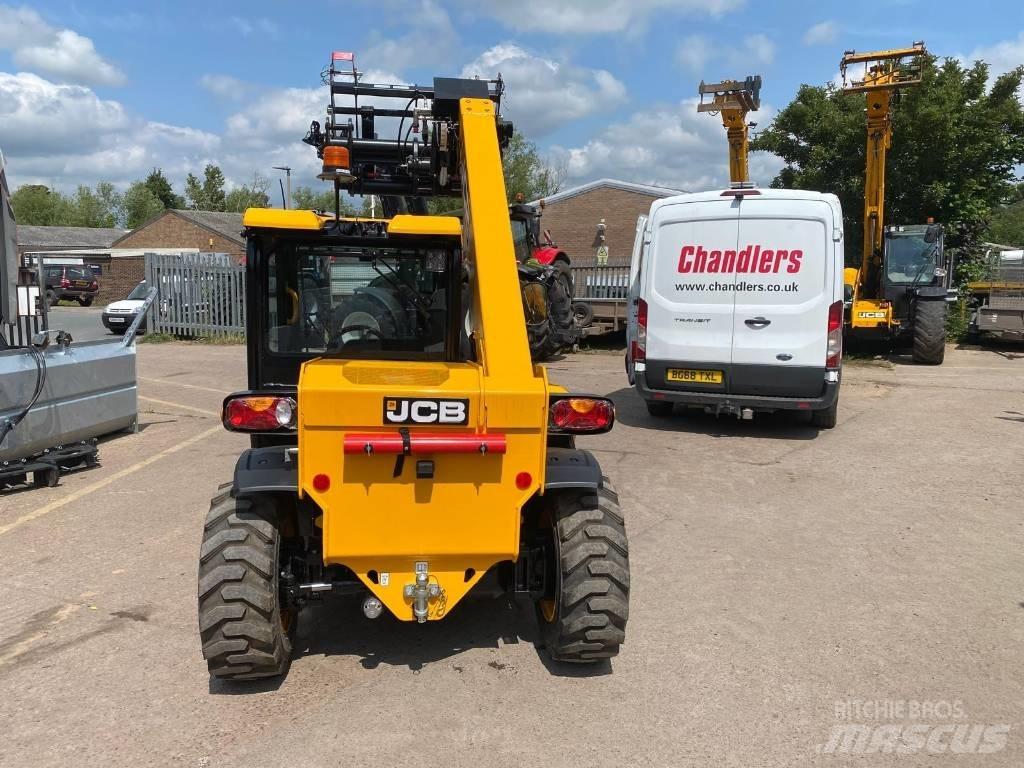 JCB 514-40 Maatalouskurottajat
