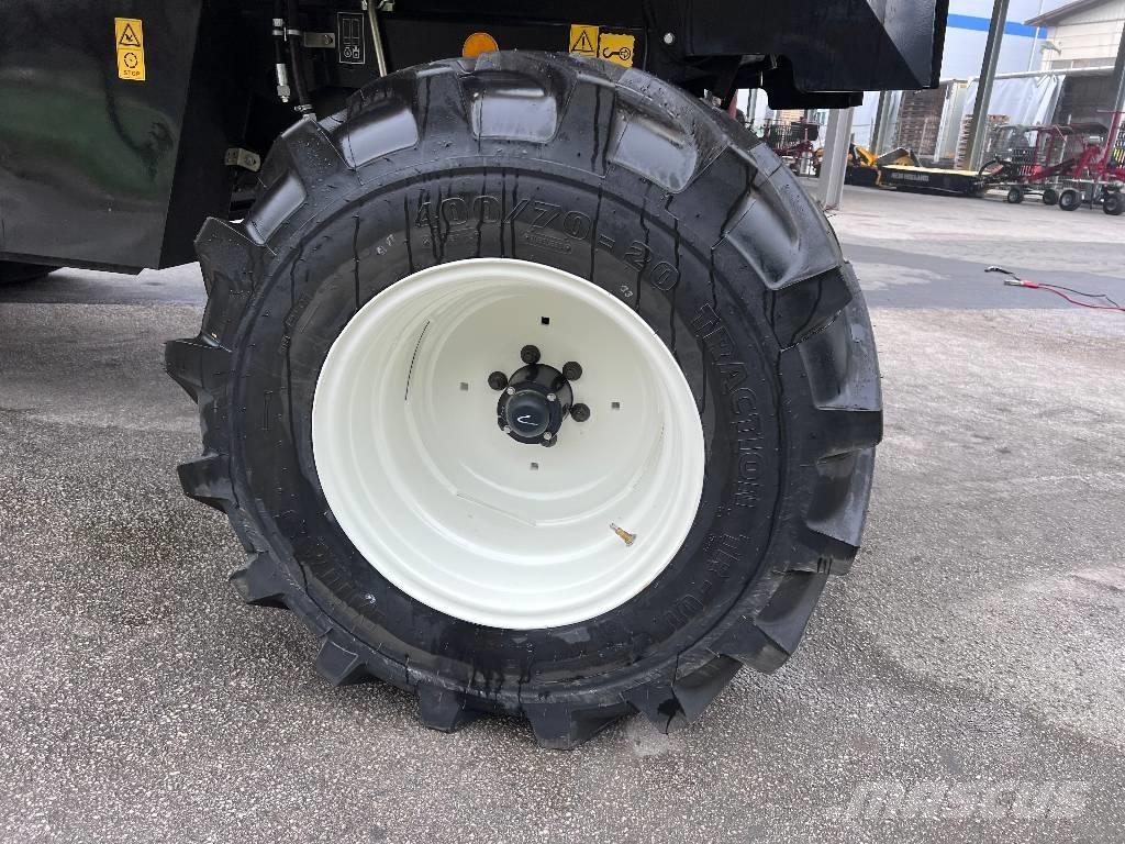 New Holland TC 4.90 Leikkuupuimurit