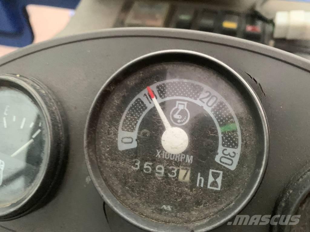 Iseki SF 310 Päältäajettavat ruohonleikkurit