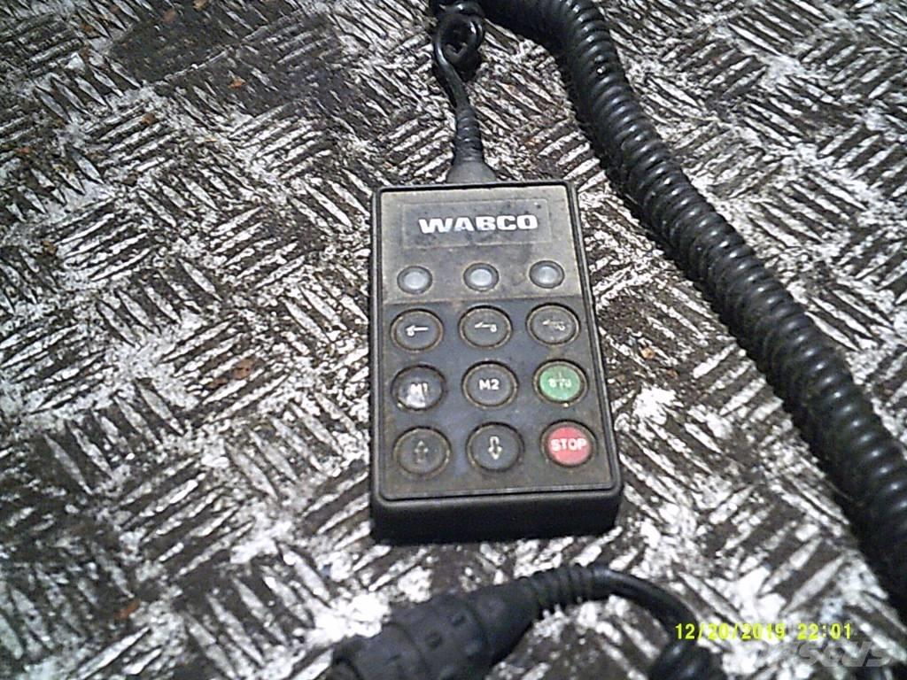 MAN TGS 4460561380 Ohjaamot ja sisustat