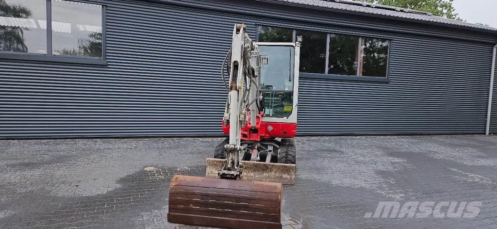 Takeuchi TB228 Minikaivukoneet < 7t