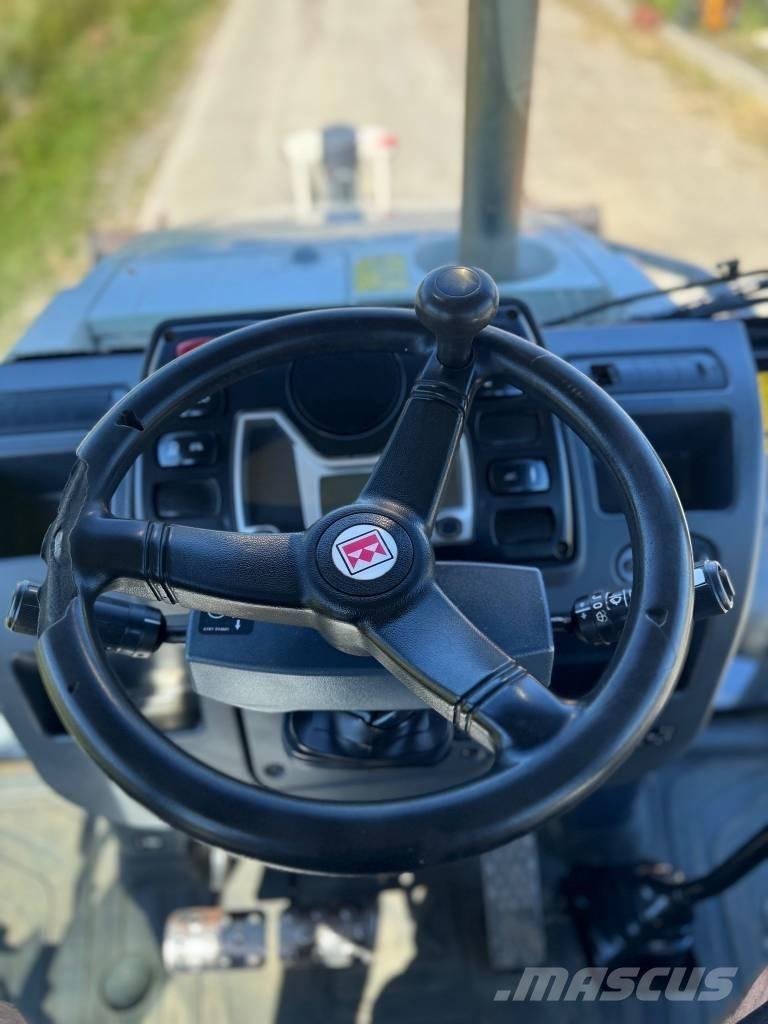 Terex TLB 890 SM Kaivurikuormaajat