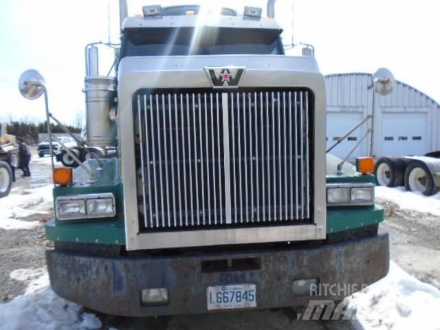 Western Star 4900 SA Vetopöytäautot