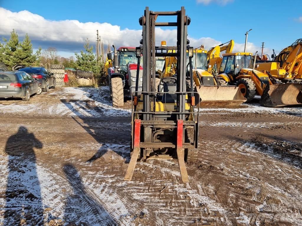 CAT DP 25 N Dieseltrukit