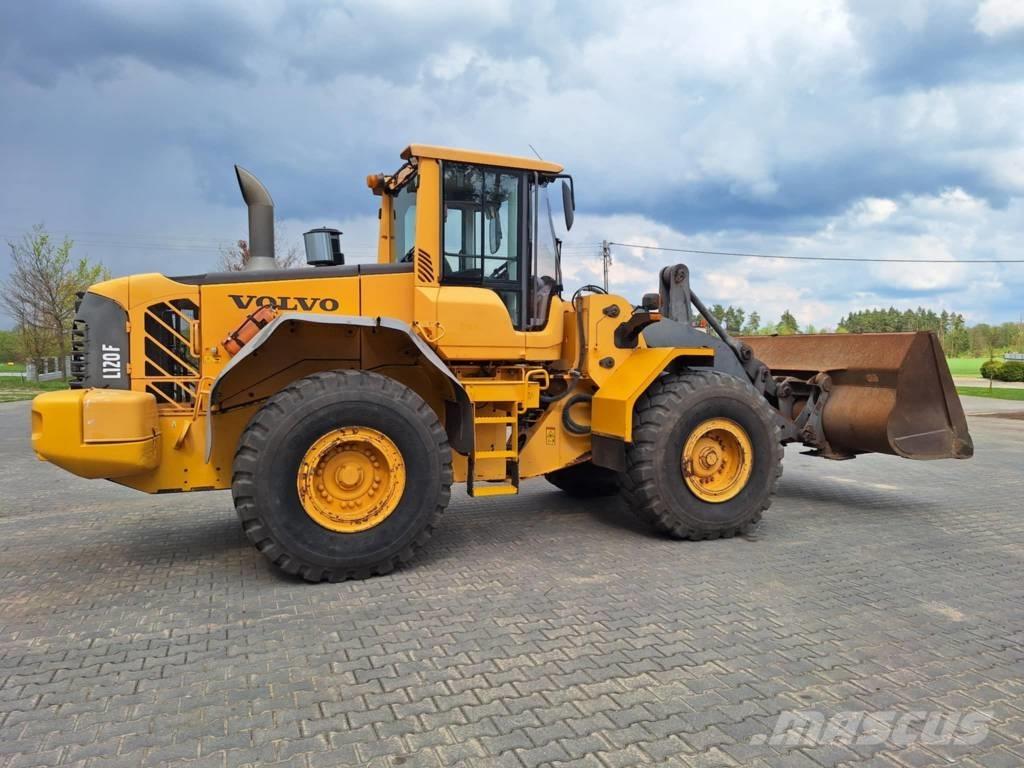 Volvo L 120 F Pyöräkuormaajat