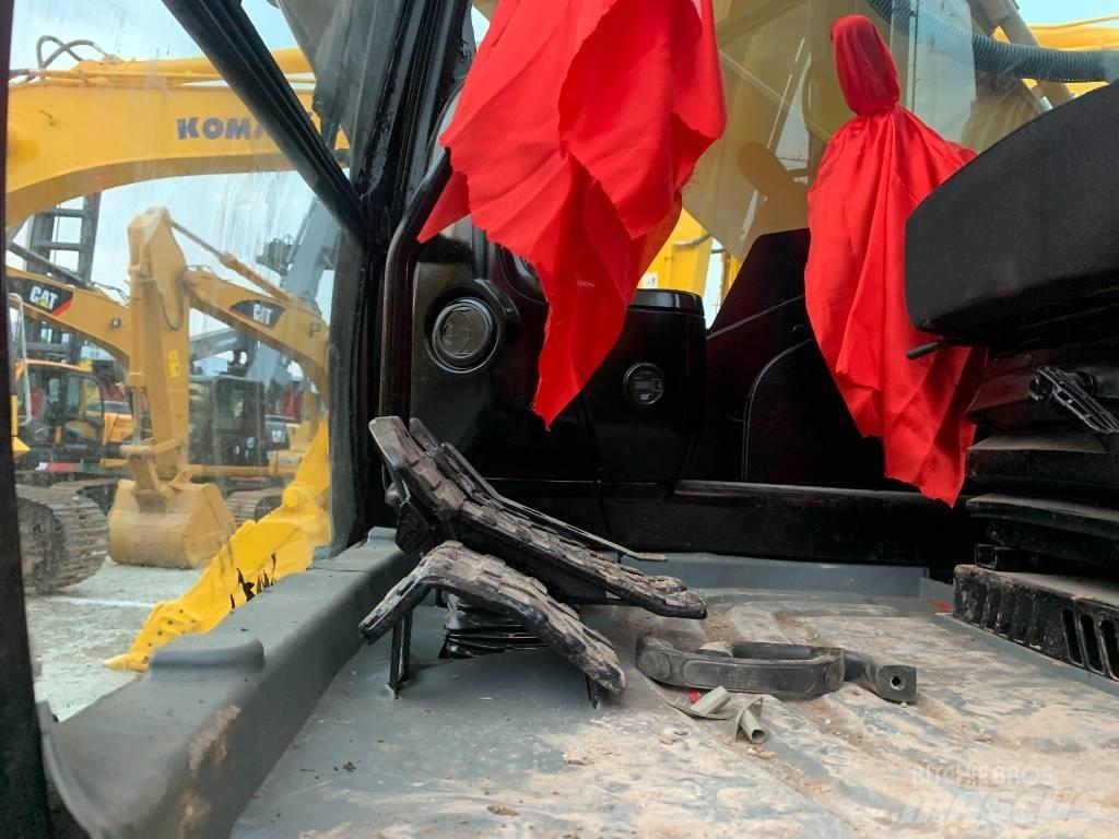 CAT 325 D Telakaivukoneet