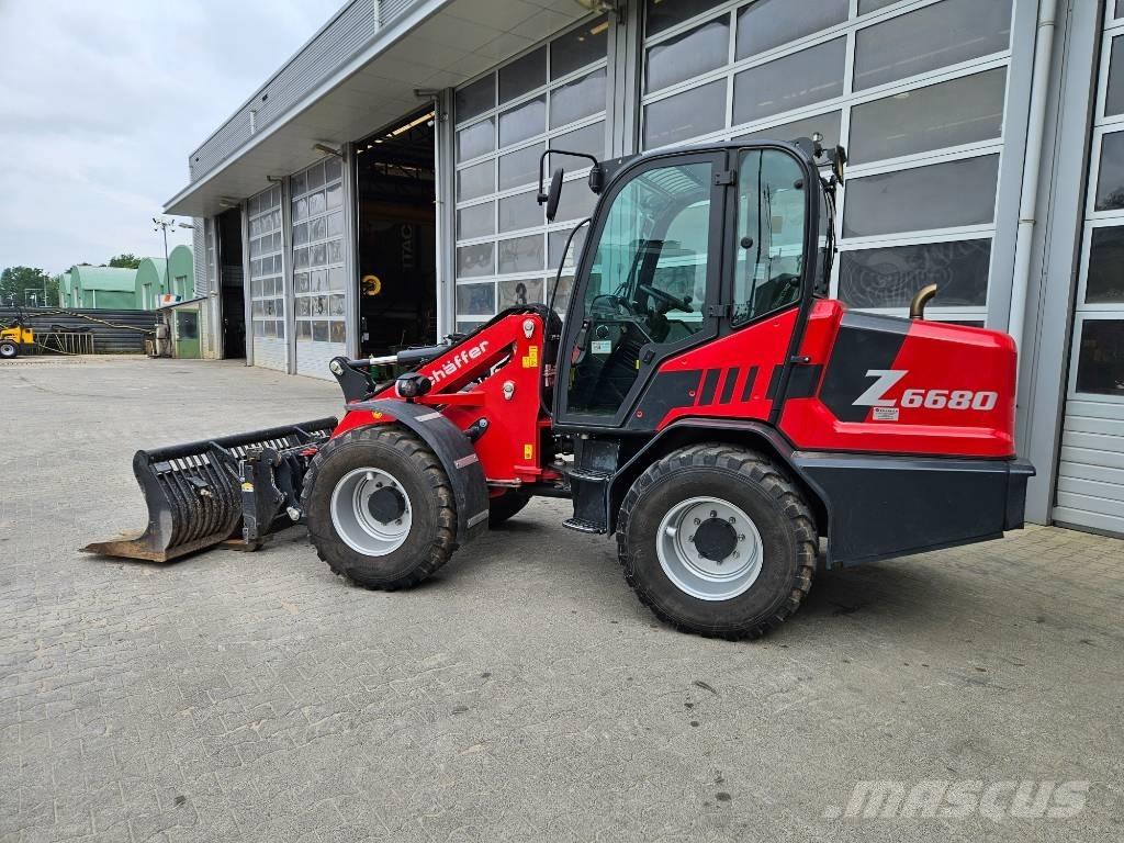 Schäffer 6680Z-II Pyöräkuormaajat