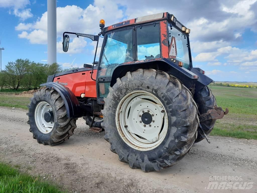 Valmet 8450 Traktorit