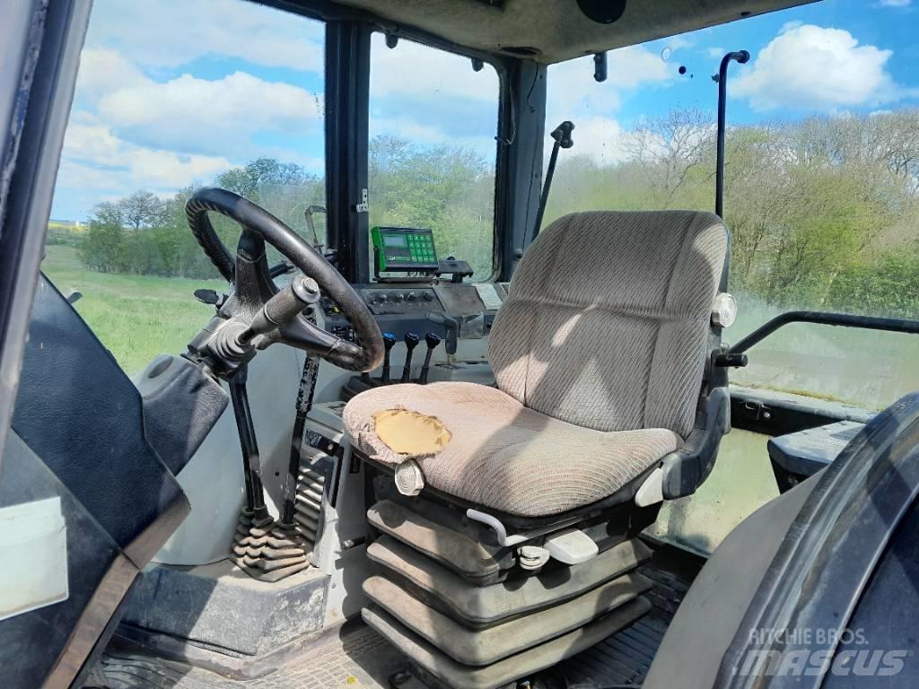 Valmet 8450 Traktorit