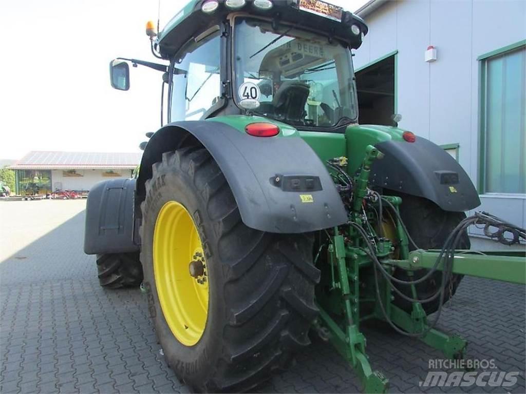 John Deere 8370R Traktorit