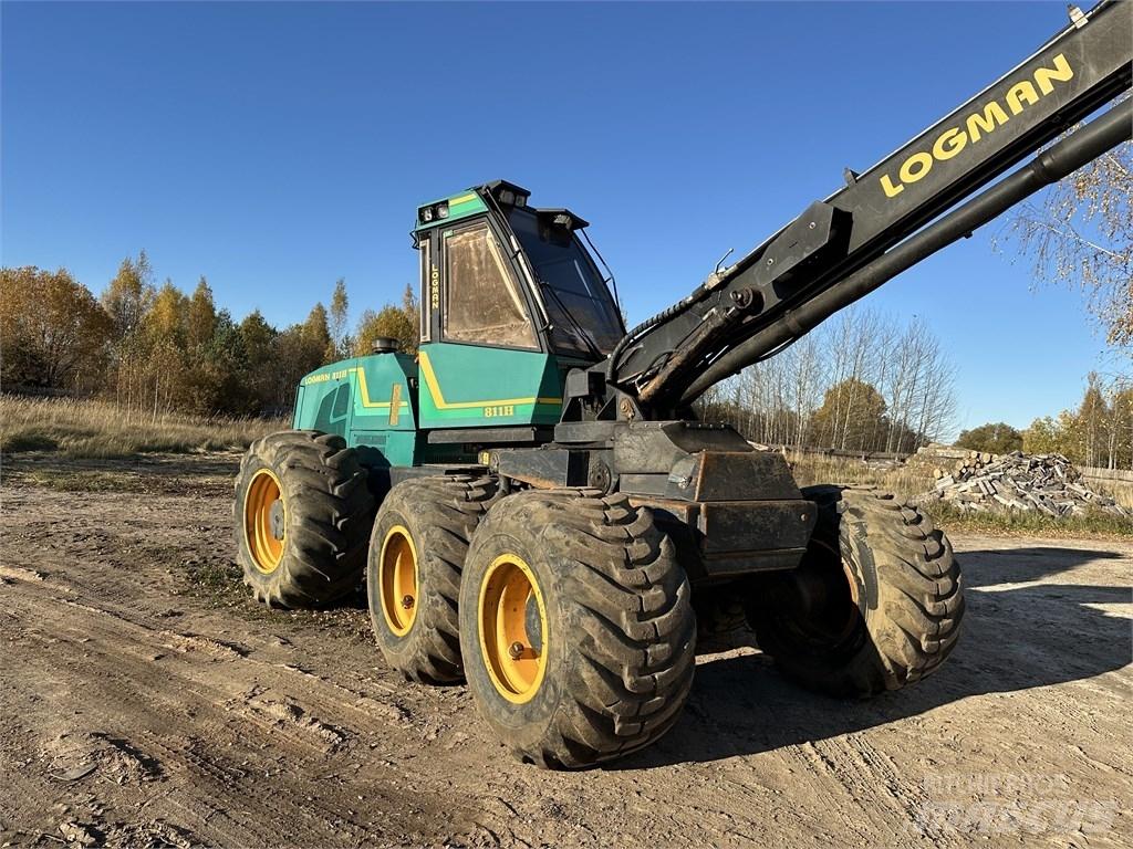 Logman 811H Harvesterit