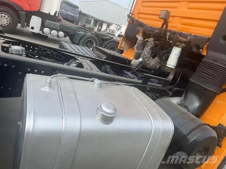 Shacman F3000 6x4 Vetopöytäautot