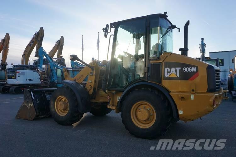 CAT 906M Pyöräkuormaajat
