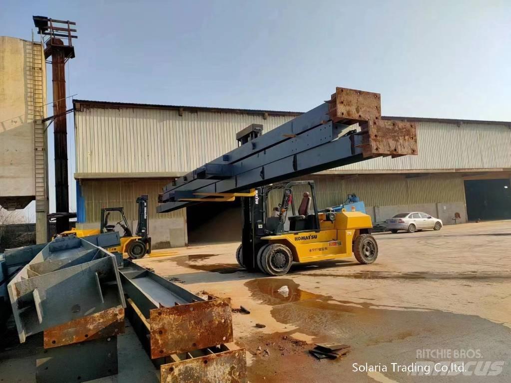 Komatsu FD 160 E-8 Dieseltrukit