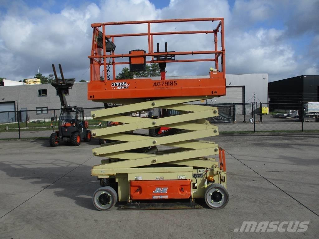 JLG 2632ES (151) Saksilavat