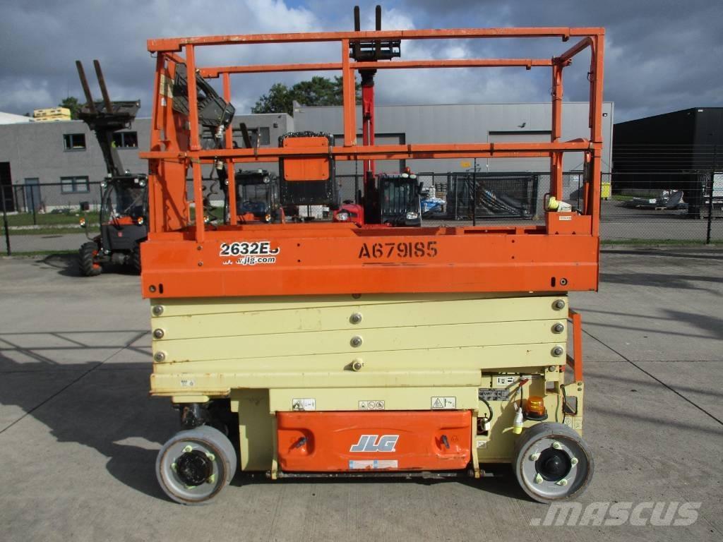 JLG 2632ES (151) Saksilavat