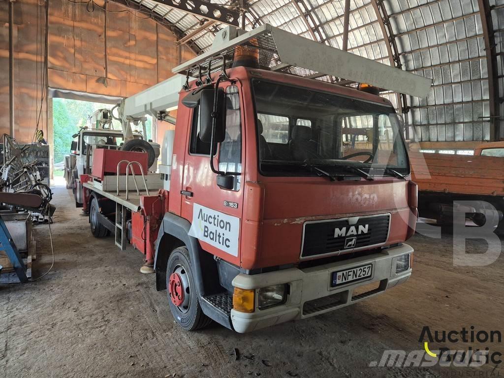 MAN 8.163 Nostolava-autot