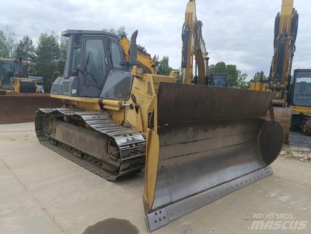 Komatsu D61EXL-12 Telaketjupuskutraktorit