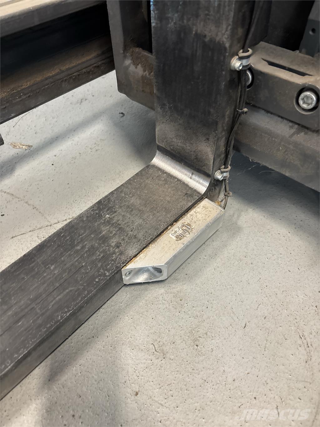 Atlet ULS140 Työntömastotrukit