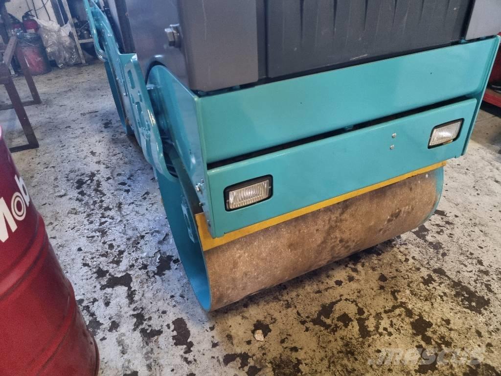 Bomag BW 100 AD-4 Tandemjyrät