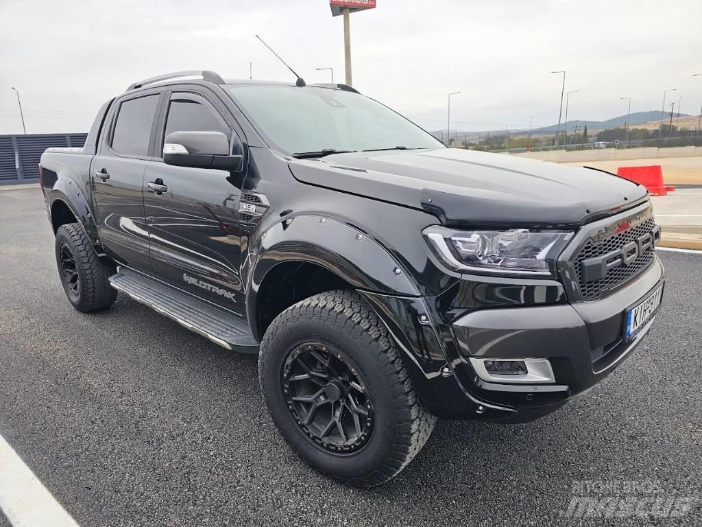 Ford Ranger Lava-autot