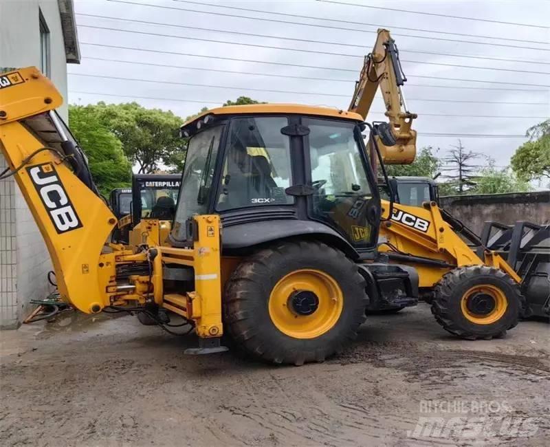 JCB 3CX Kaivurikuormaajat