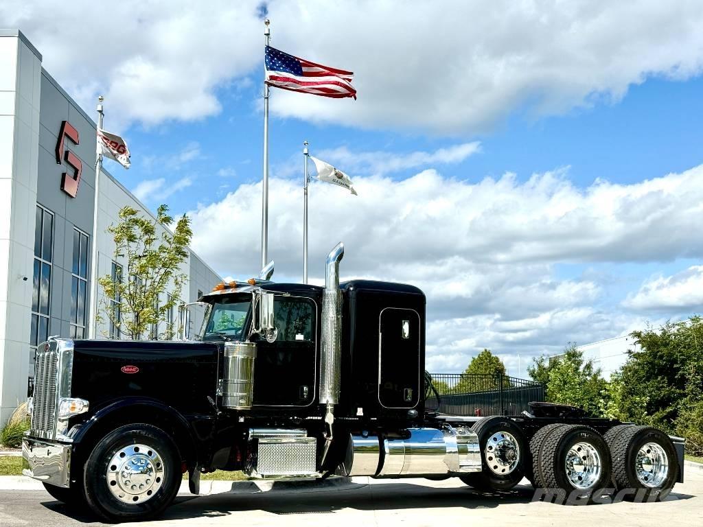Peterbilt 389 Vetopöytäautot