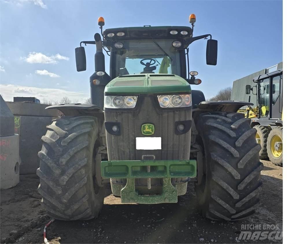 John Deere 8370R Traktorit
