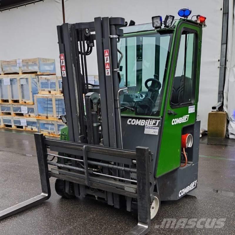 Combilift CB 2500 Nelitietrukit