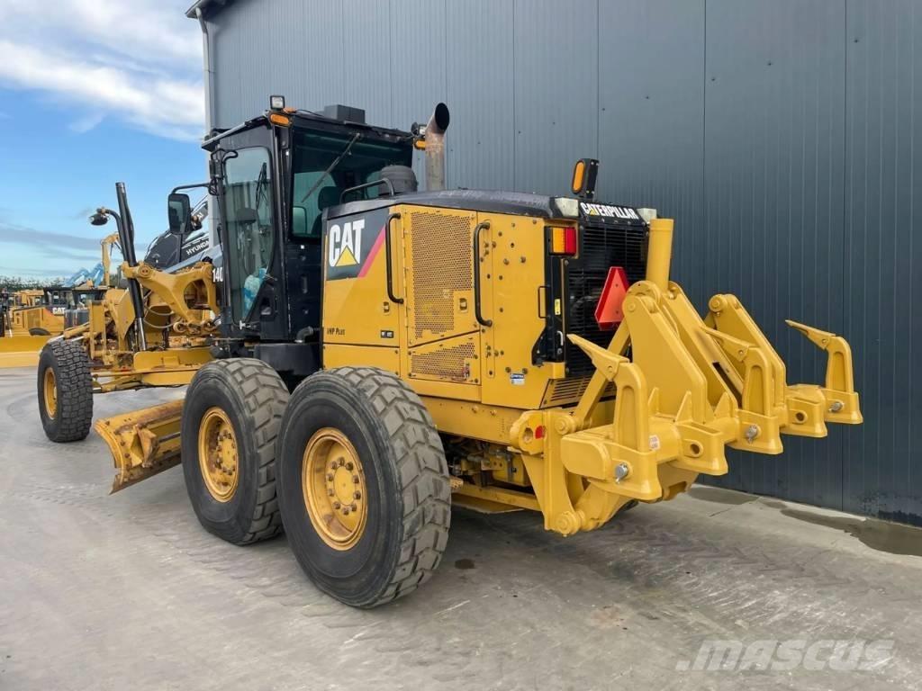 CAT 140M Tiehöylät