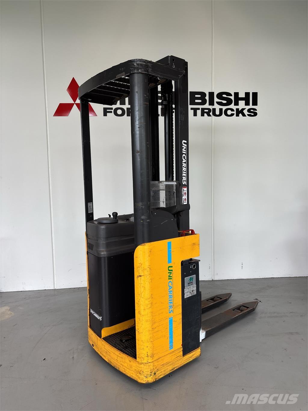 Atlet A160 Ajettavat pinoamisvaunut