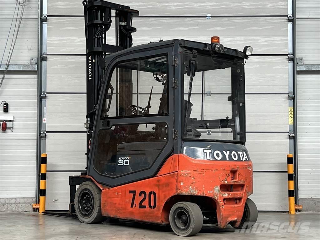 Toyota 8FBMT30 Sähkötrukit
