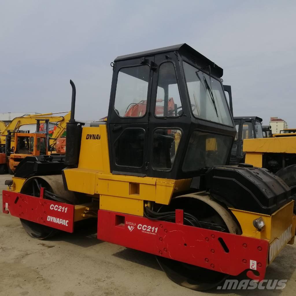 Dynapac CC 211 Tandemjyrät