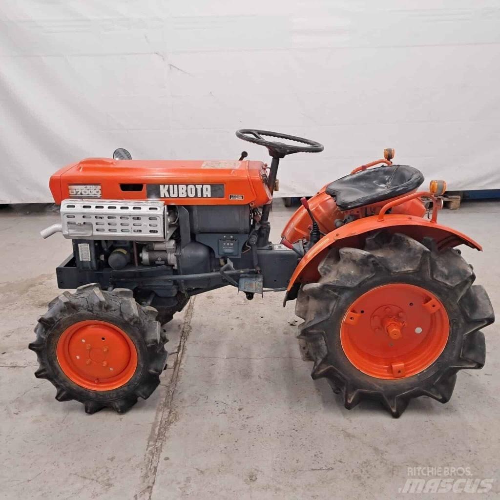 Kubota B 7000 Traktorit