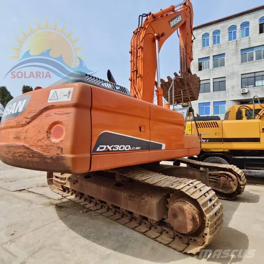 Doosan DX 300 LC Telakaivukoneet