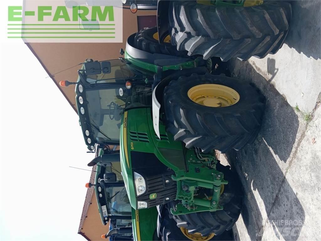 John Deere 6215R Traktorit