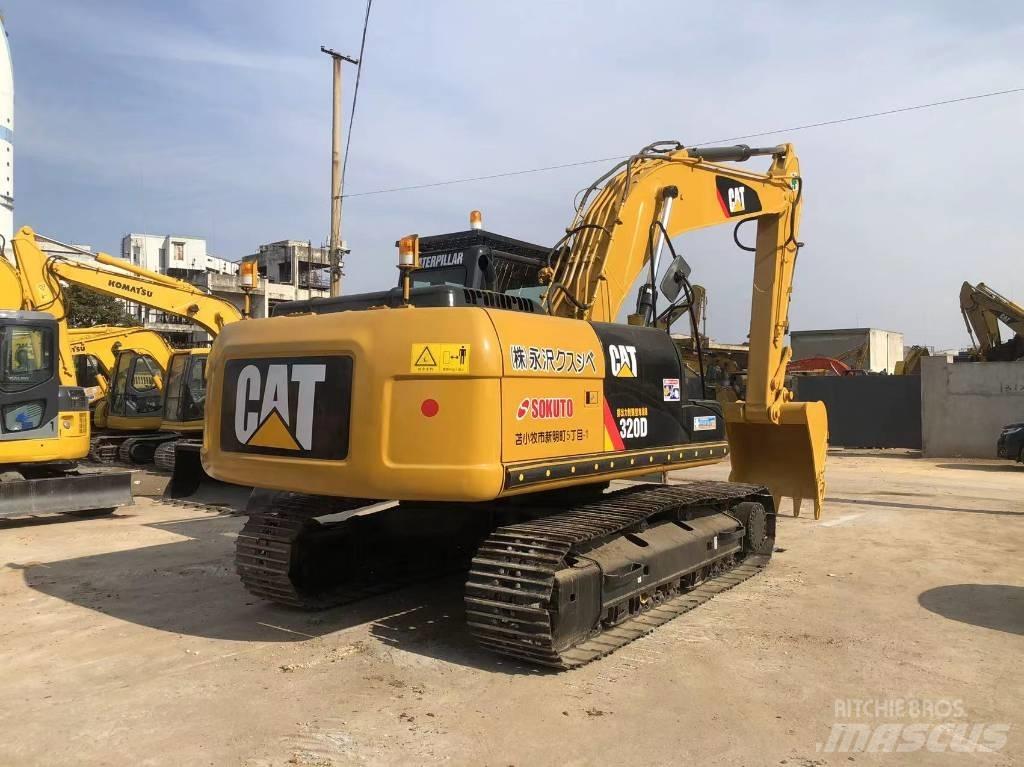 CAT 320 D Telakaivukoneet