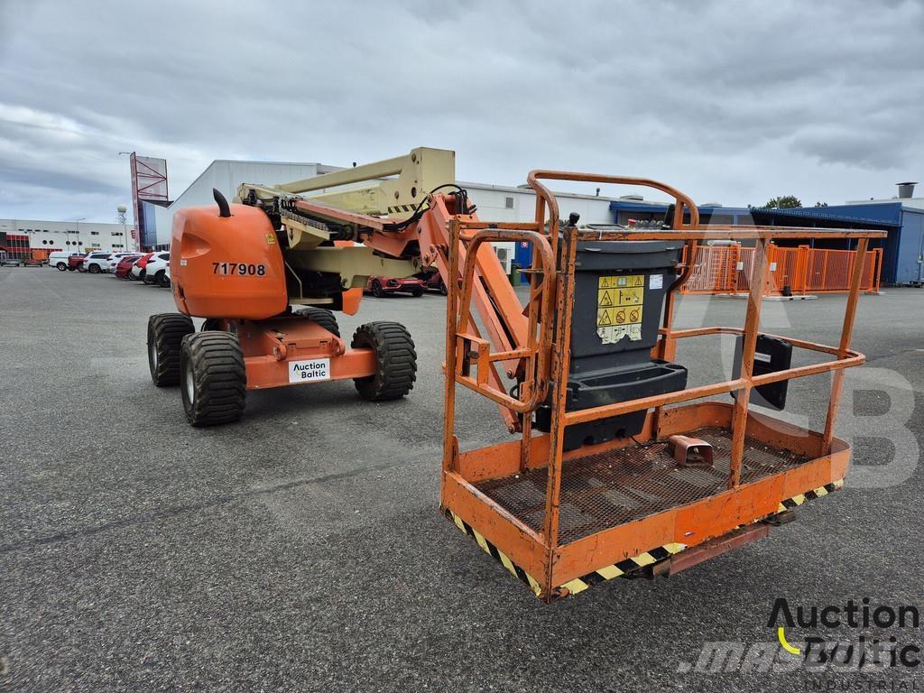 JLG 450 AJ II Kuukulkijat