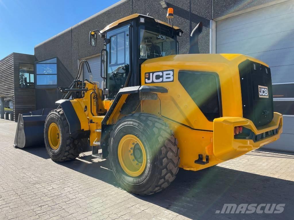 JCB 427 Pyöräkuormaajat