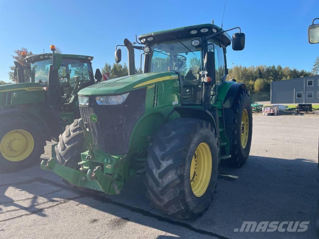 John Deere 7200 R Traktorit