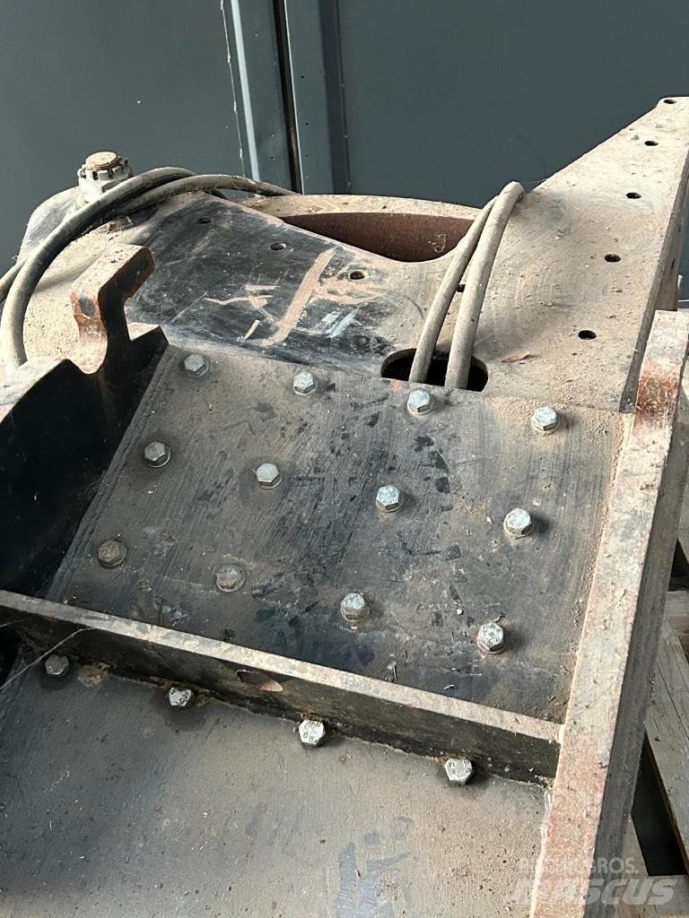 TMK  400 boomschaar Muut