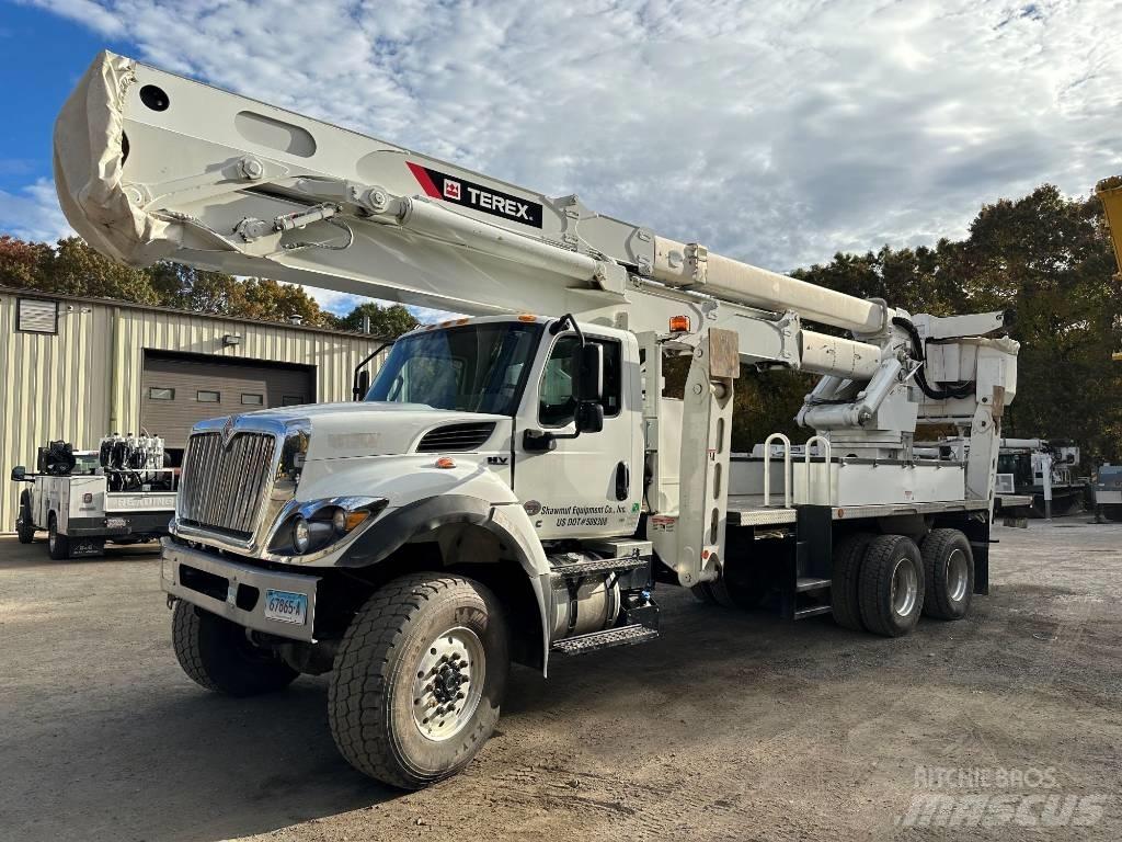 Terex TM 100 Nostolava-autot