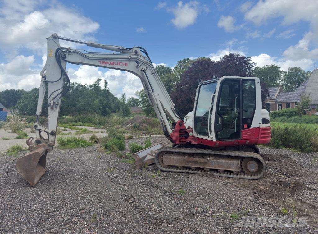 Takeuchi TB 285 Midikaivukoneet 7t - 12t
