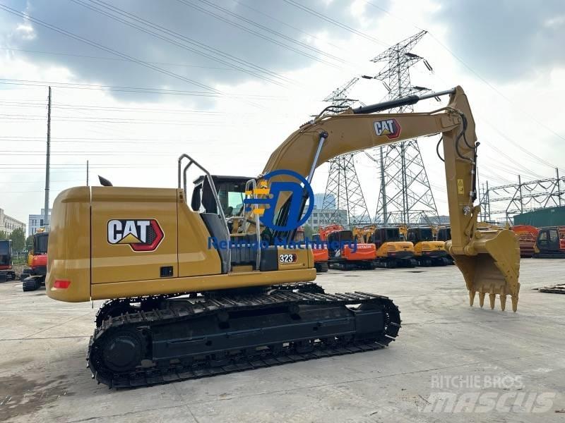 CAT 323GC Telakaivukoneet