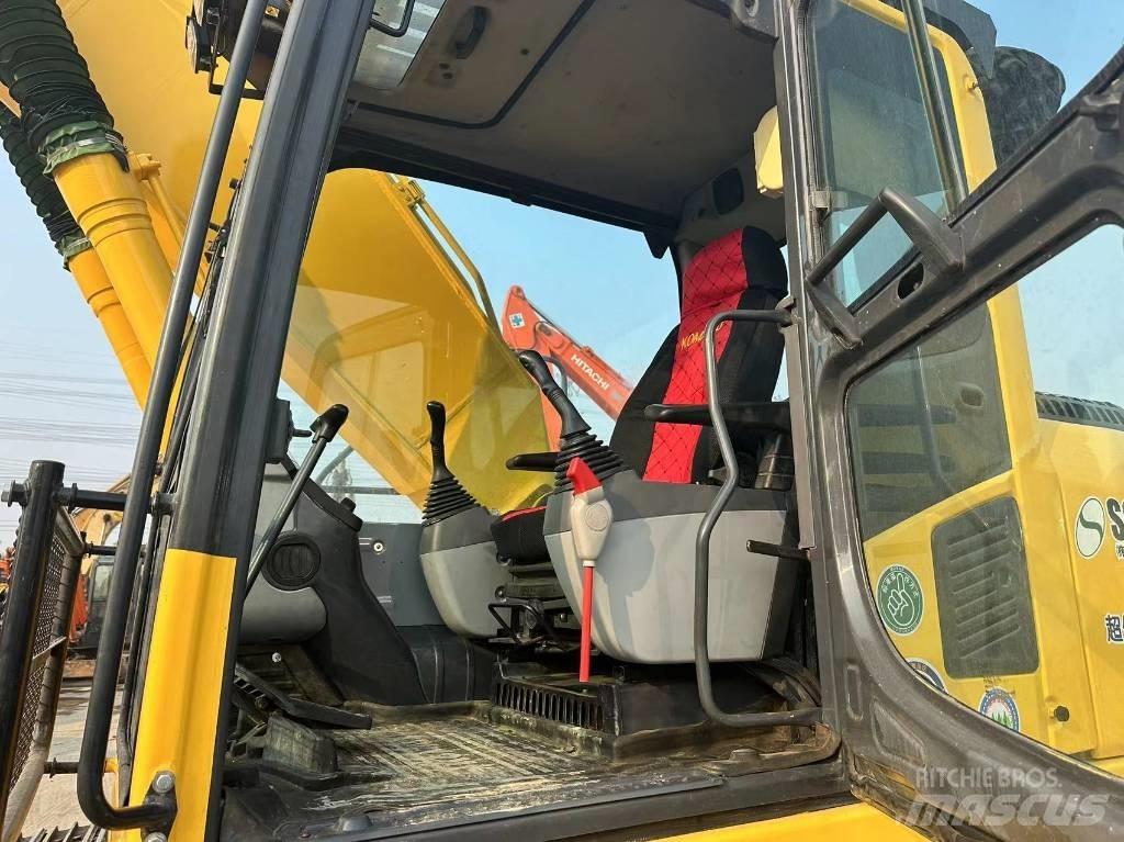 Komatsu PC 200LC Telakaivukoneet