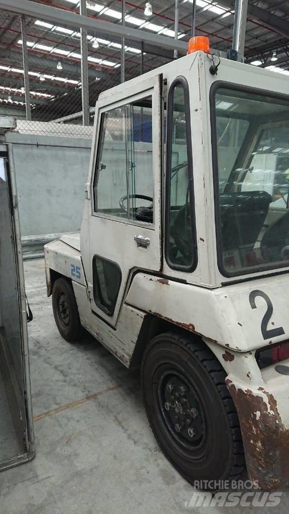 Toyota 42-2TD25 Muut materiaalinkäsittelykoneet