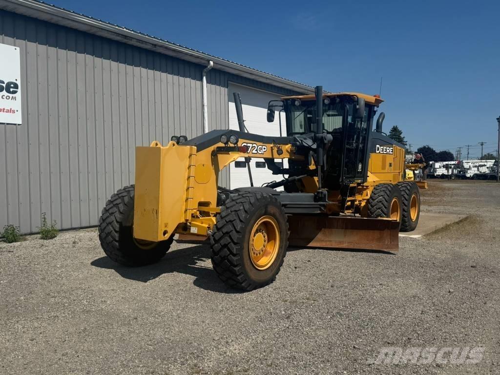 John Deere 672 GP Tiehöylät